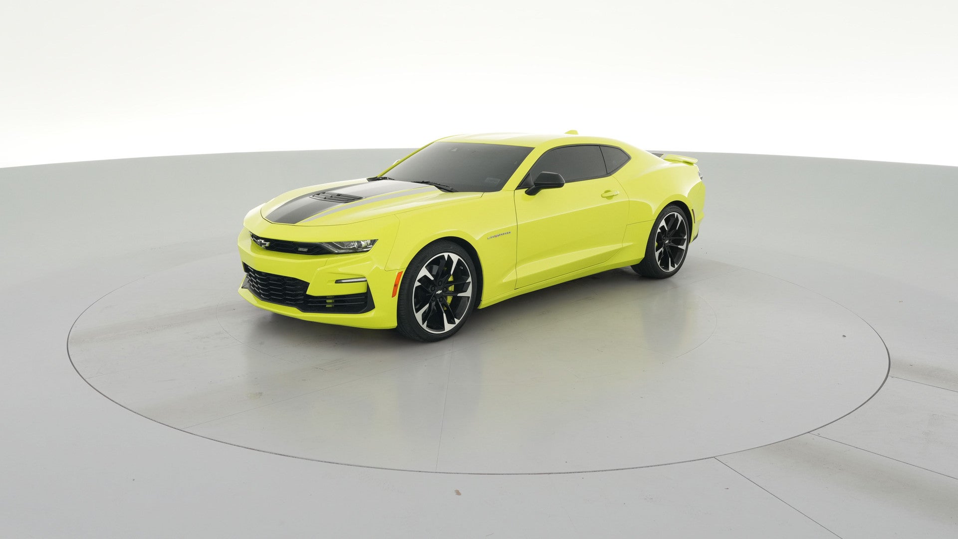 2020 Chevrolet Camaro vehicle photo