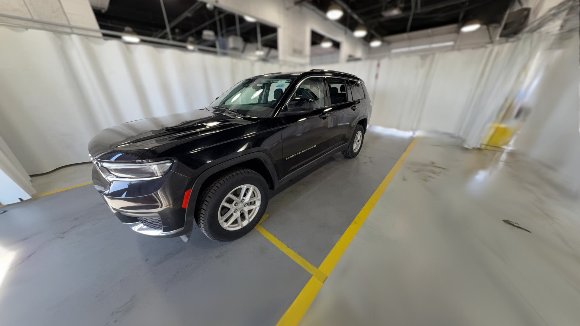 2023 Jeep Grand Cherokee L vehicle photo