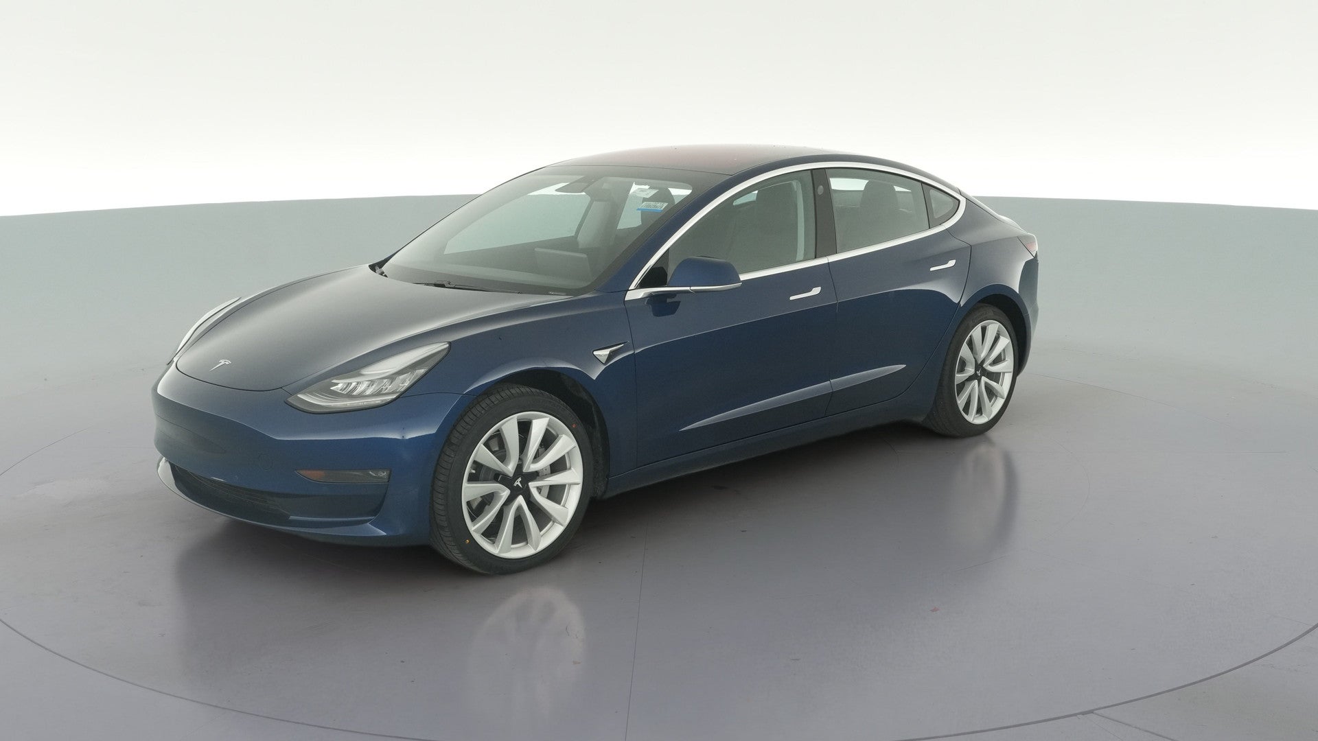 2018 Tesla Model 3 vehicle photo