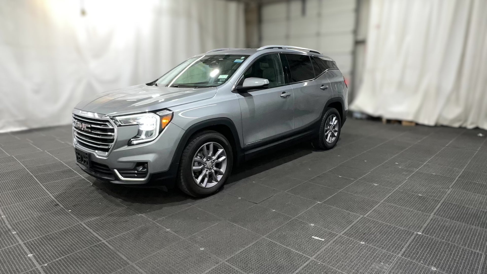 2023 GMC Terrain vehicle photo