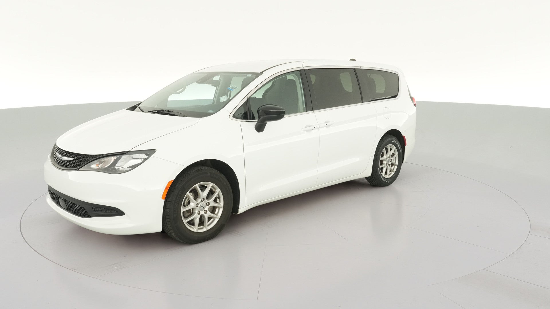 2024 Chrysler Voyager vehicle photo