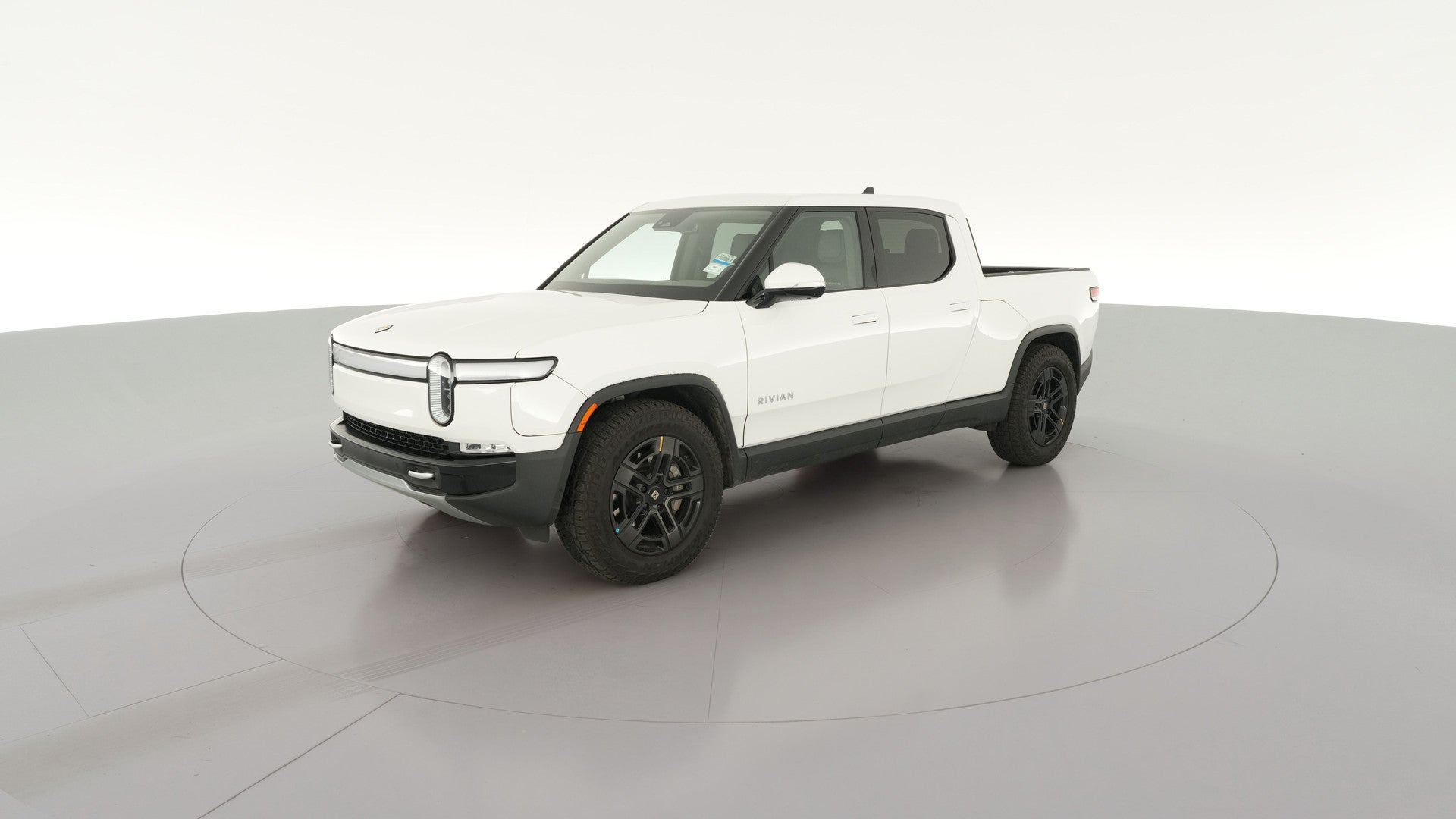 2024 Rivian R1T vehicle photo