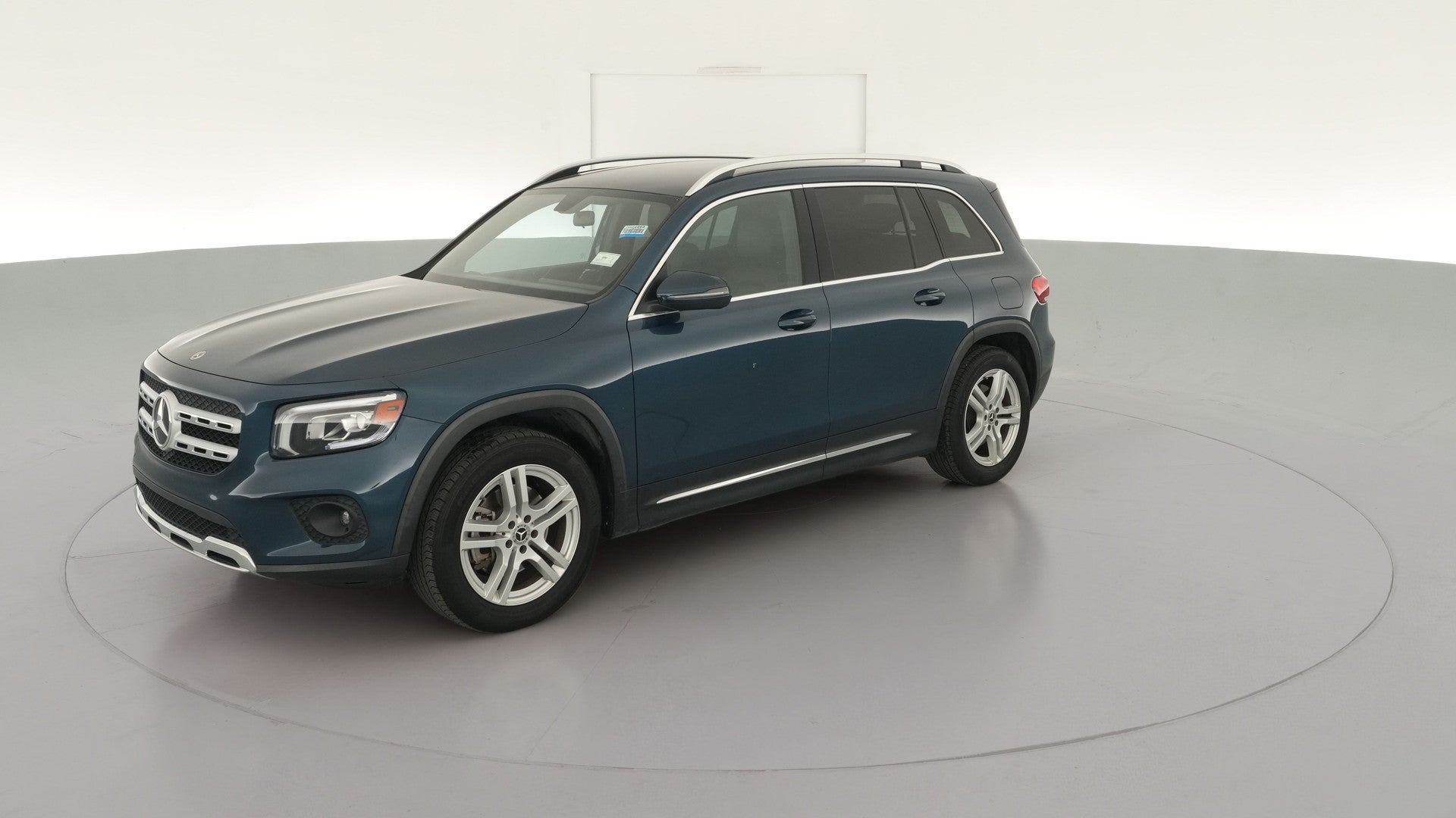 2023 Mercedes-Benz GLB vehicle photo