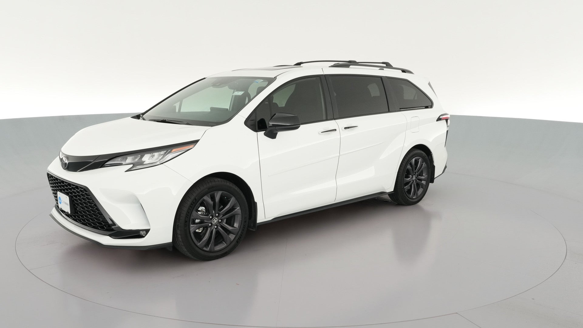 2026 Toyota Sienna vehicle photo