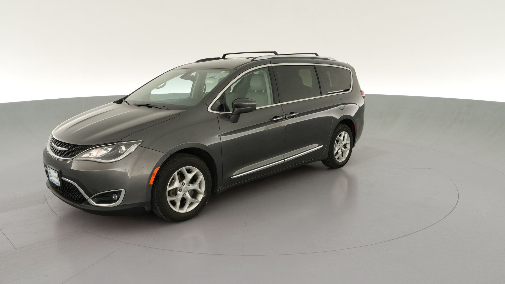 2017 Chrysler Pacifica vehicle photo
