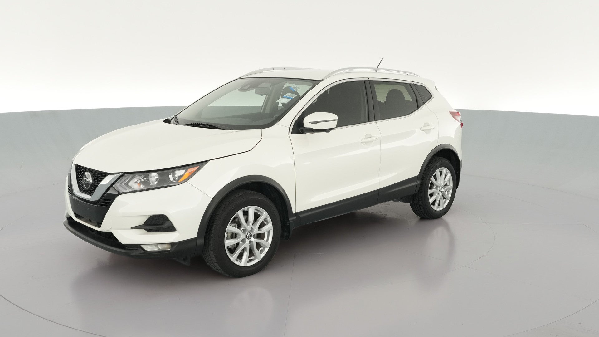 2022 Nissan Rogue Sport vehicle photo