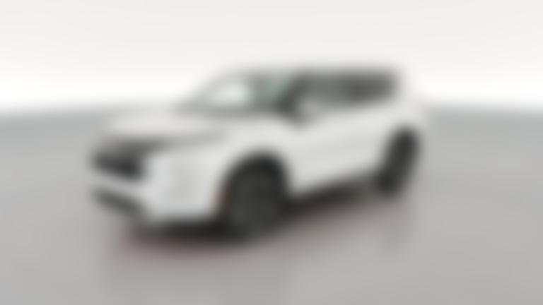 2023 Mitsubishi Outlander vehicle photo
