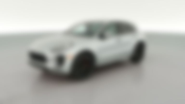 2018 Porsche Macan vehicle photo