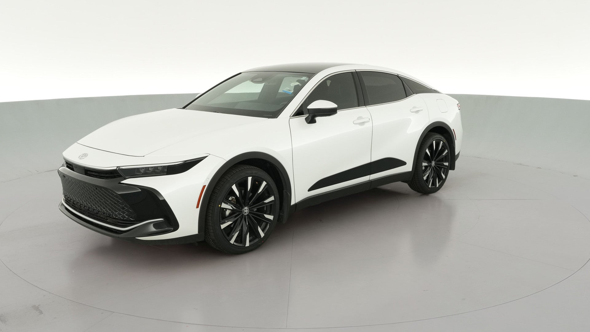 2024 Toyota Crown vehicle photo