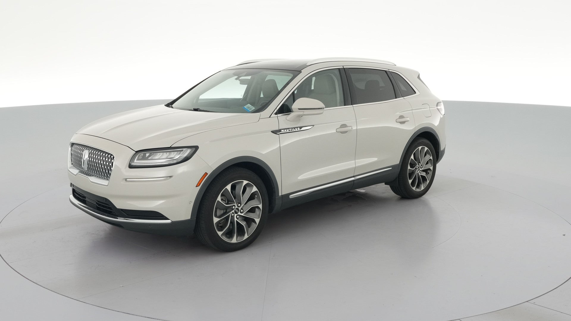 2022 Lincoln Nautilus vehicle photo