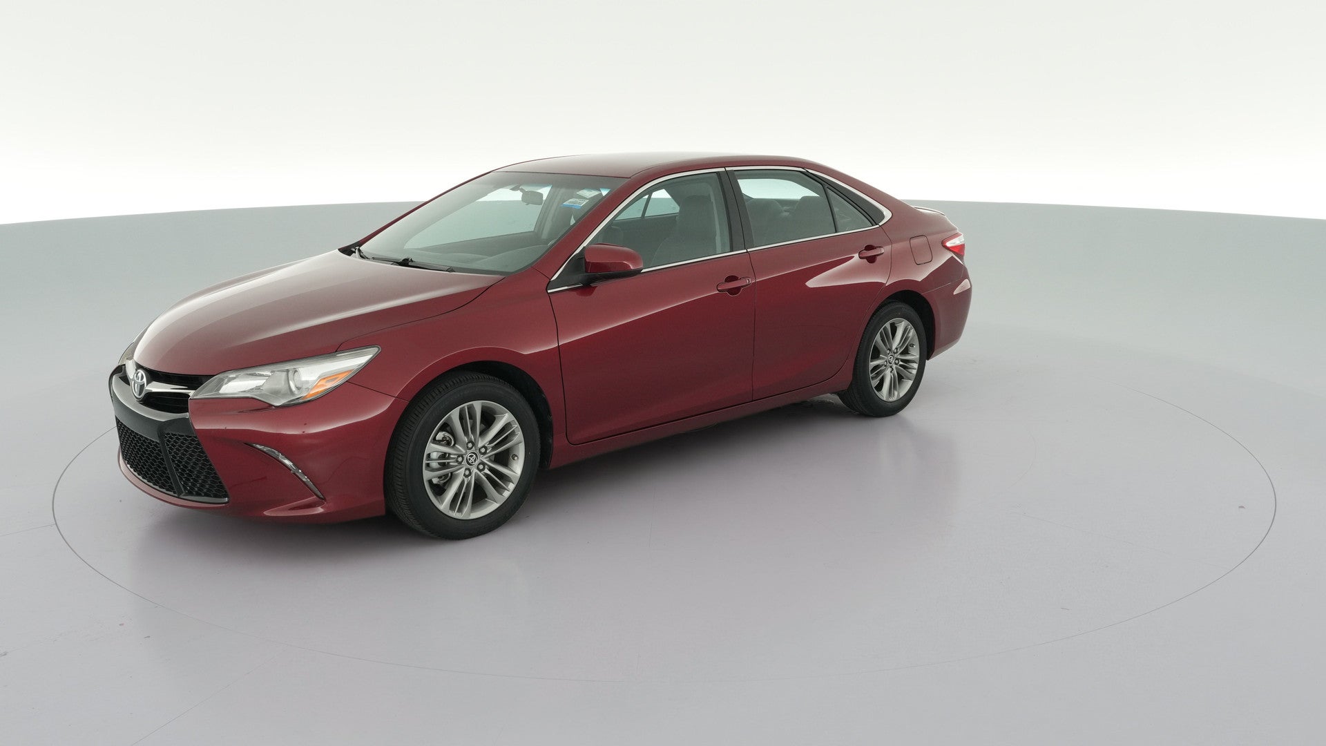2015 Toyota Camry vehicle photo