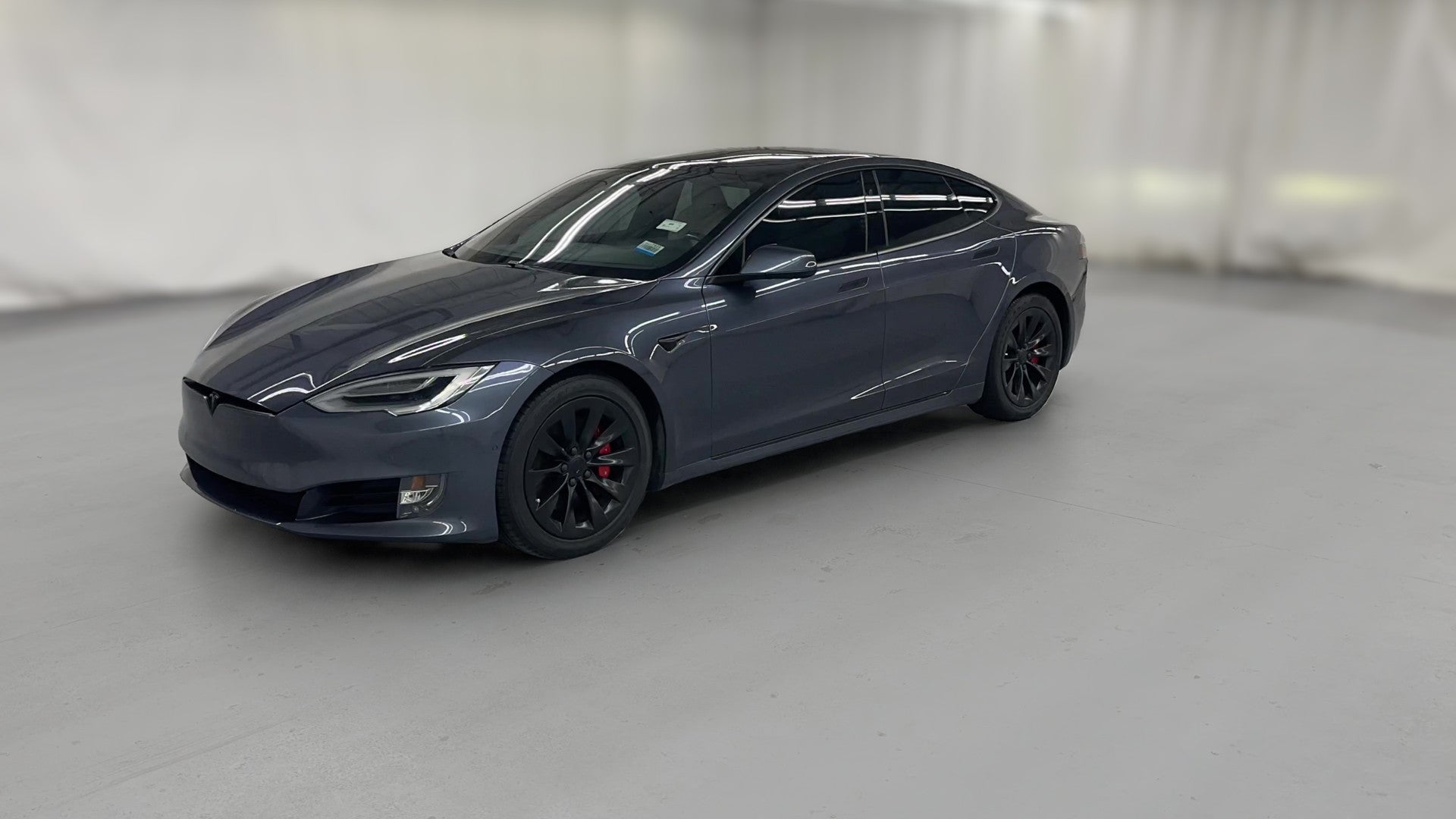 2020 Tesla Model S vehicle photo