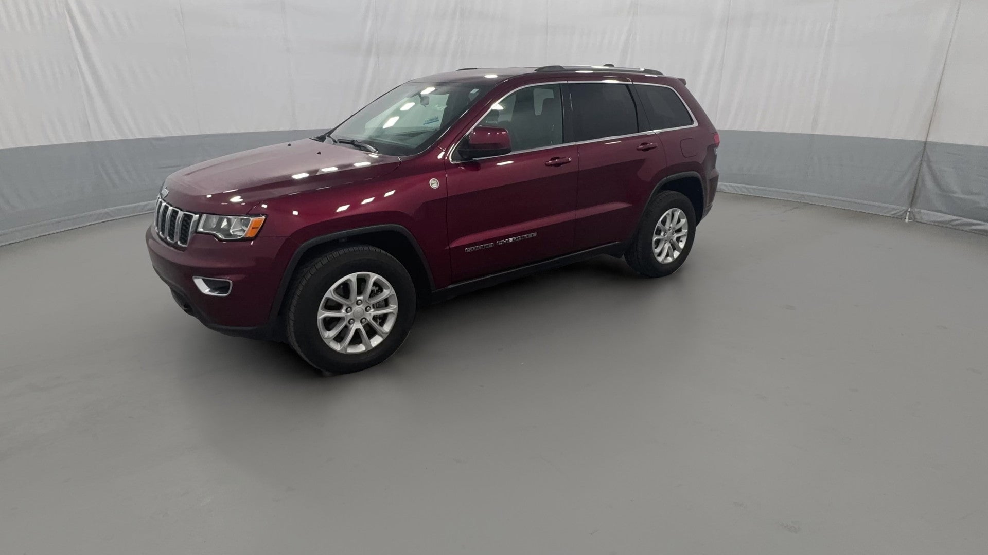 2021 Jeep Grand Cherokee vehicle photo