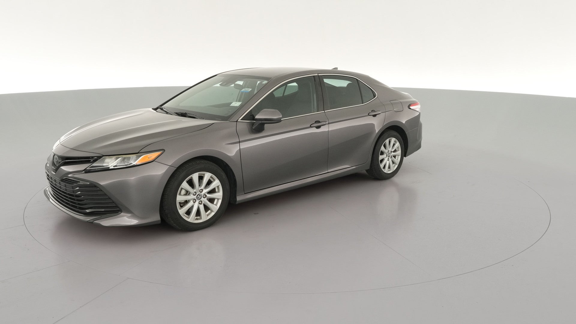 2019 Toyota Camry vehicle photo