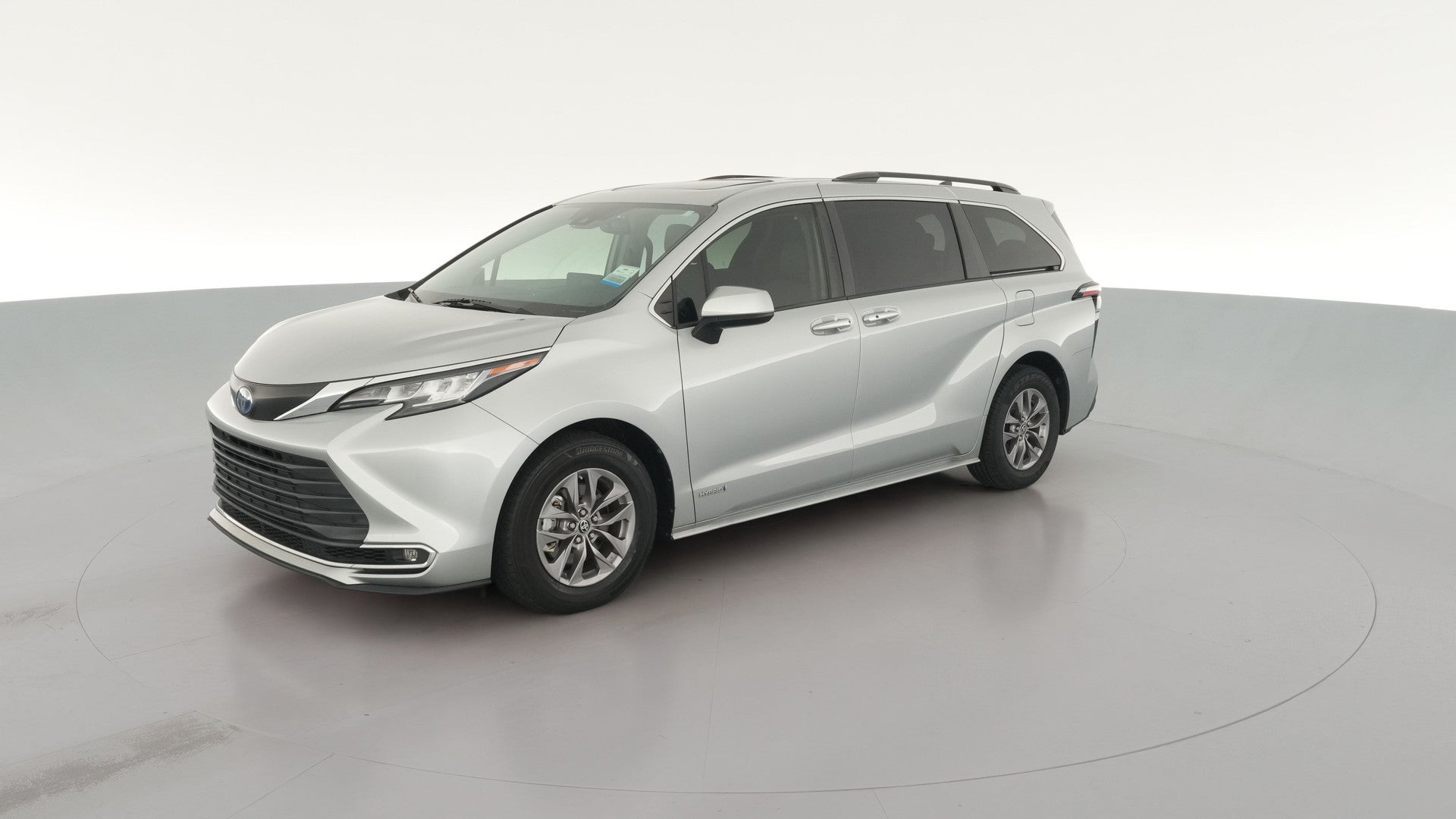 2021 Toyota Sienna vehicle photo