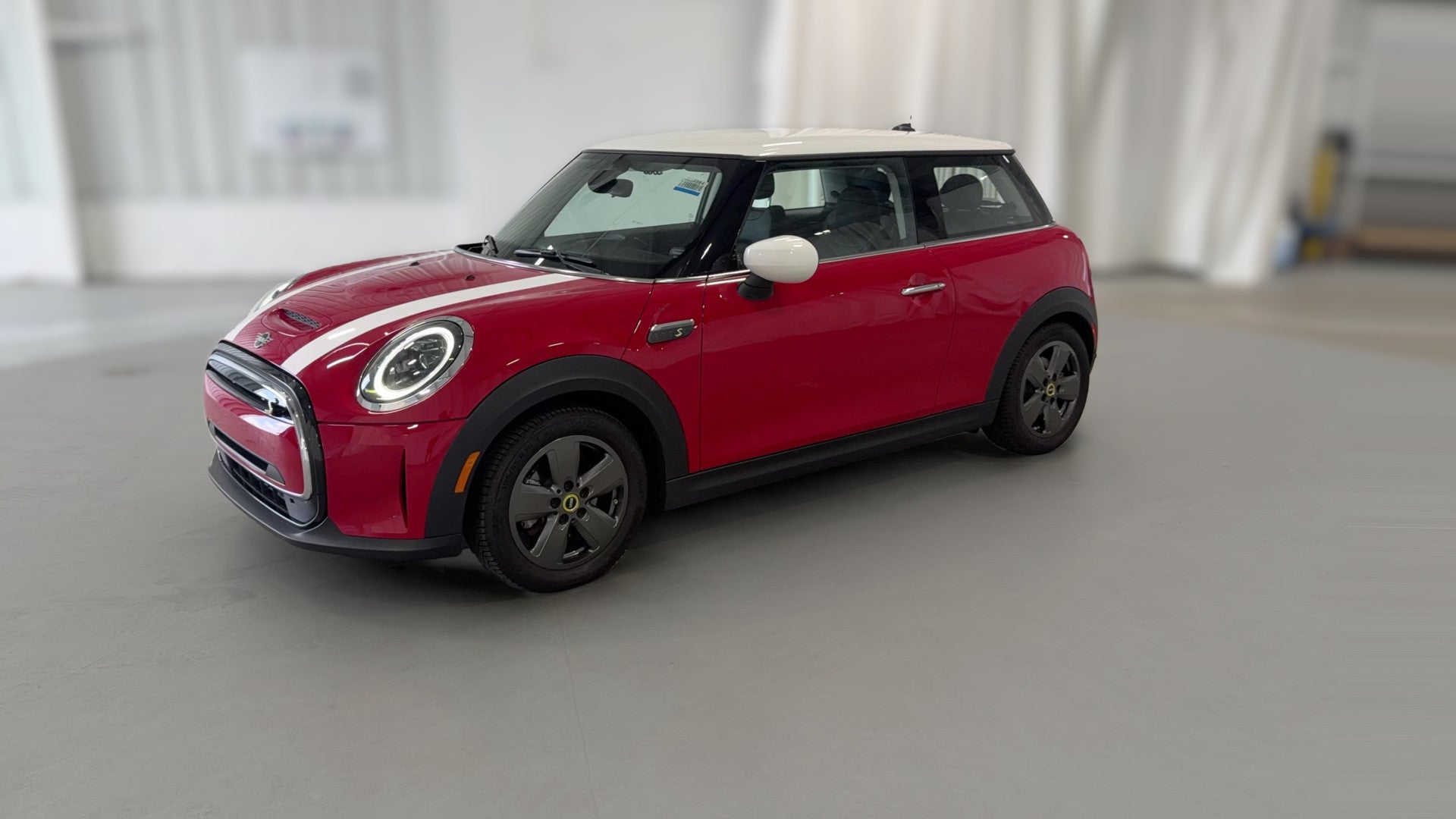 2022 MINI Hardtop 2 Door vehicle photo