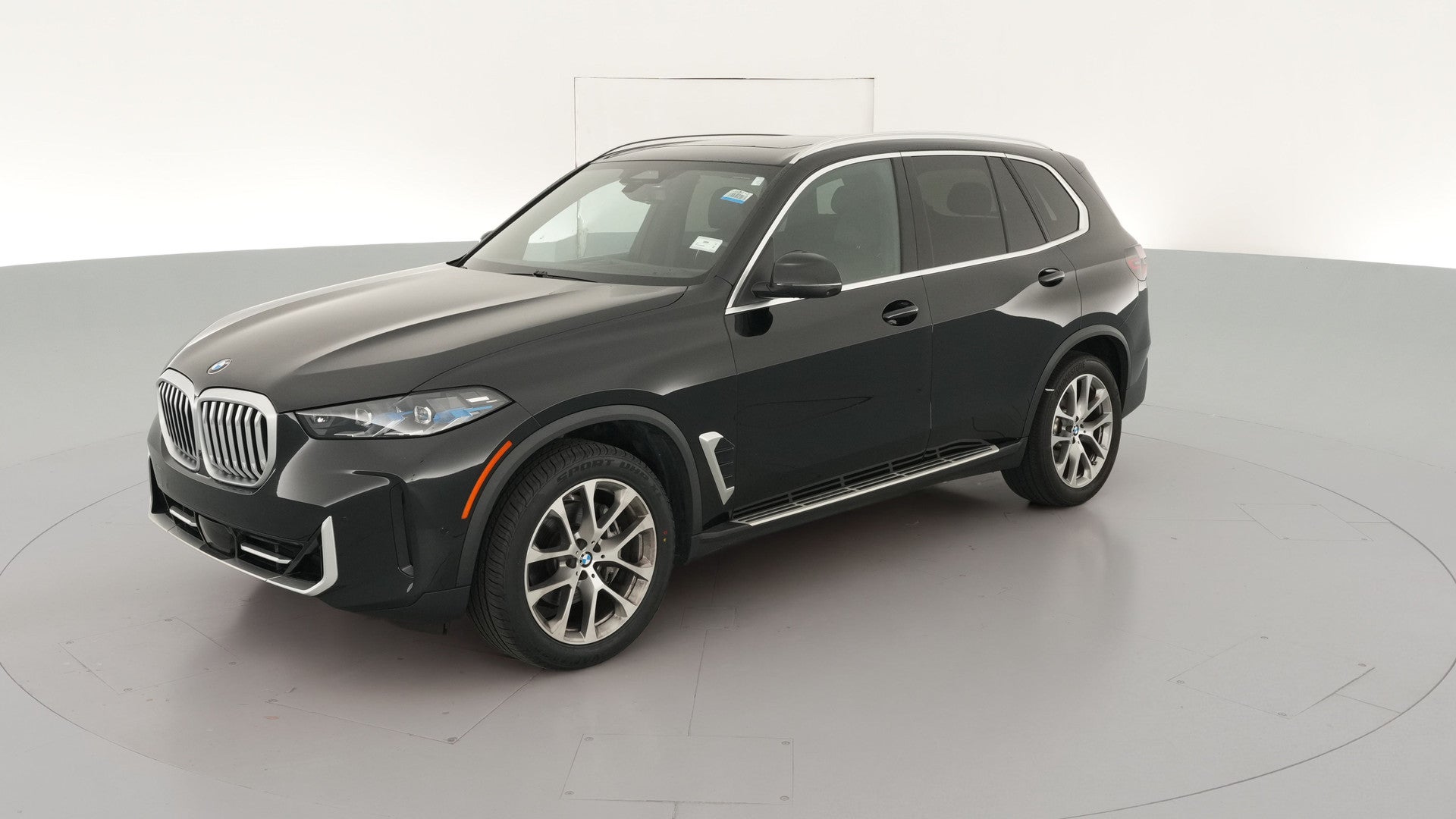 2024 BMW X5 vehicle photo
