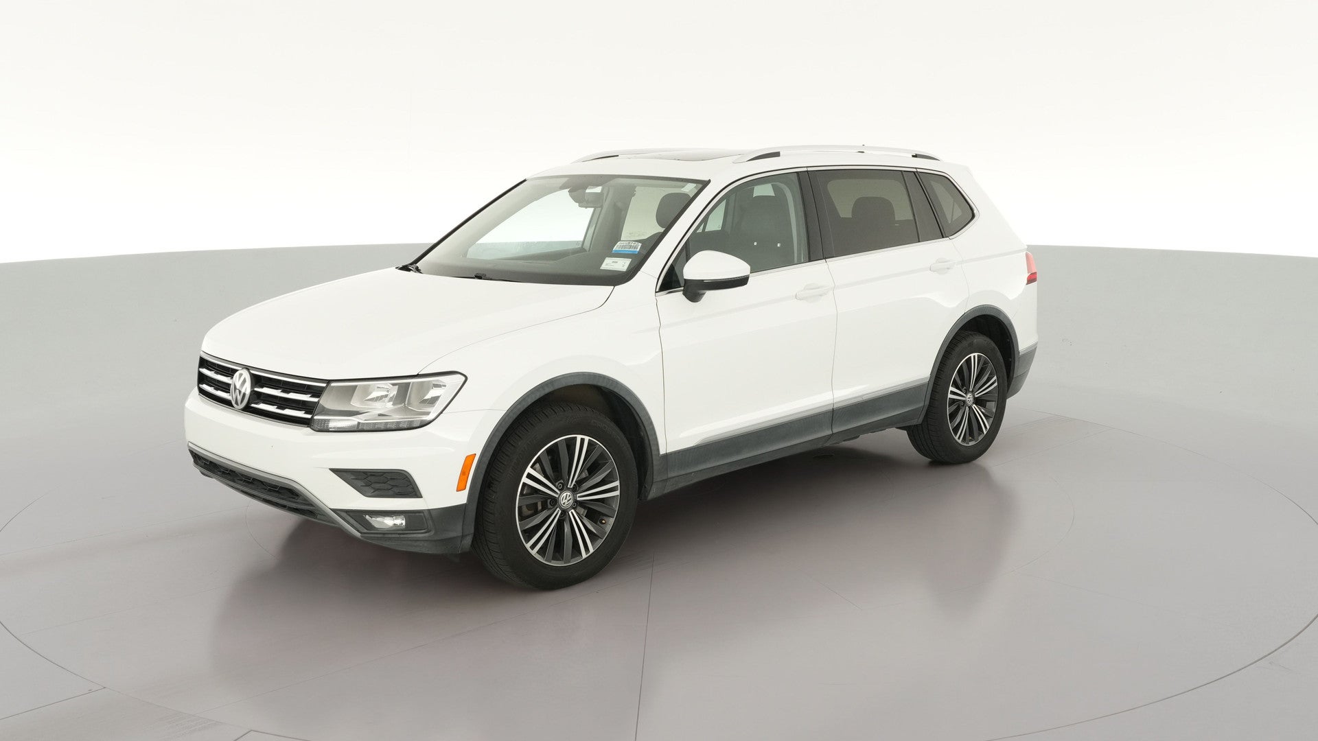 2018 Volkswagen Tiguan vehicle photo