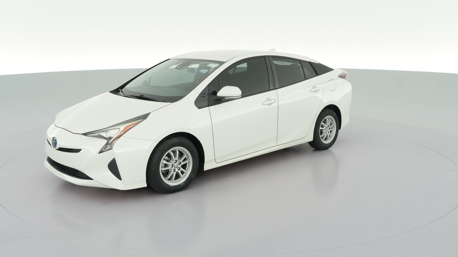 2017 Toyota Prius vehicle photo