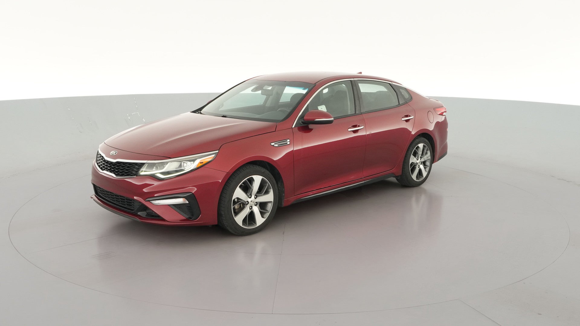 2020 Kia Optima vehicle photo