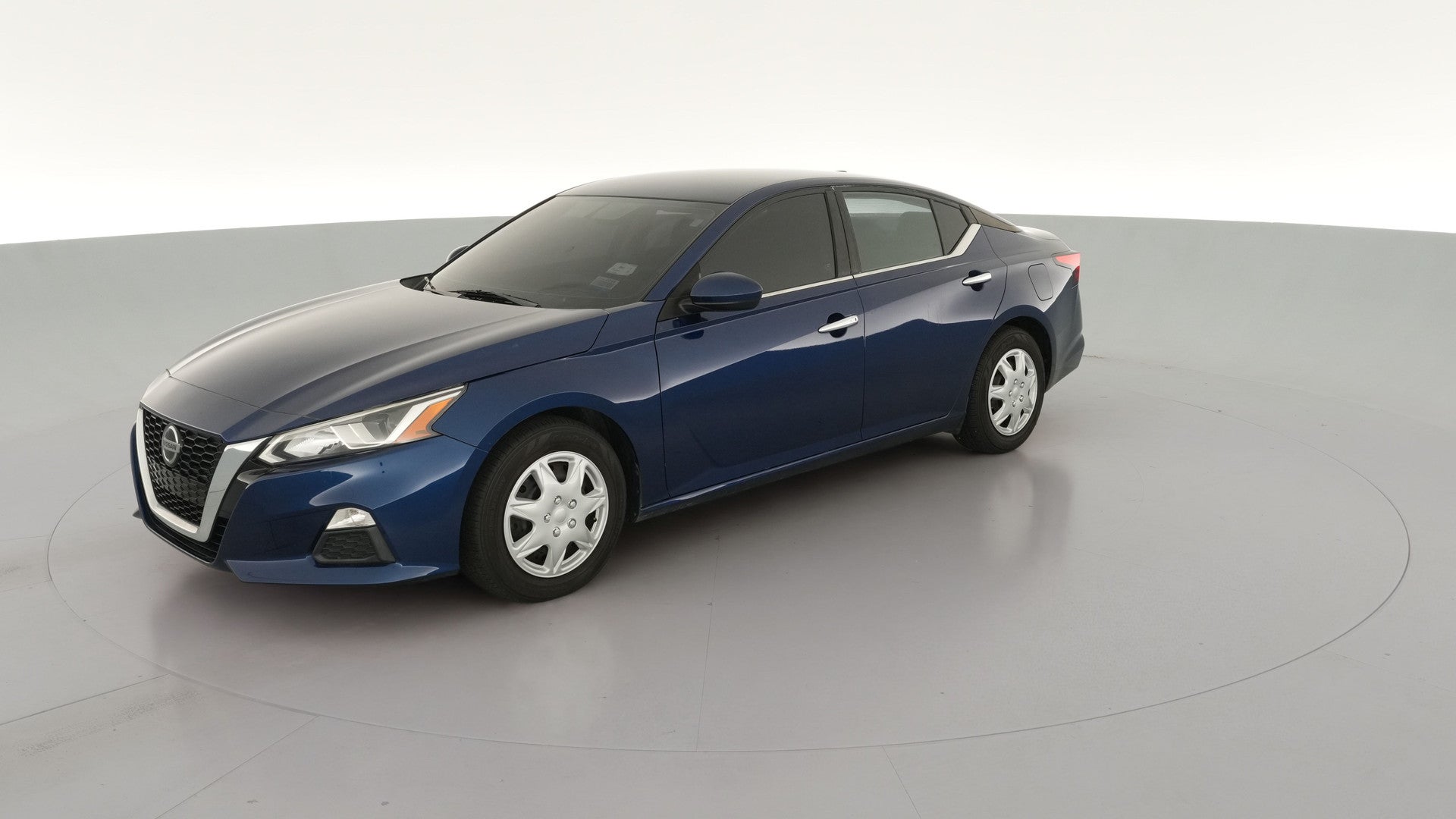 2020 Nissan Altima vehicle photo