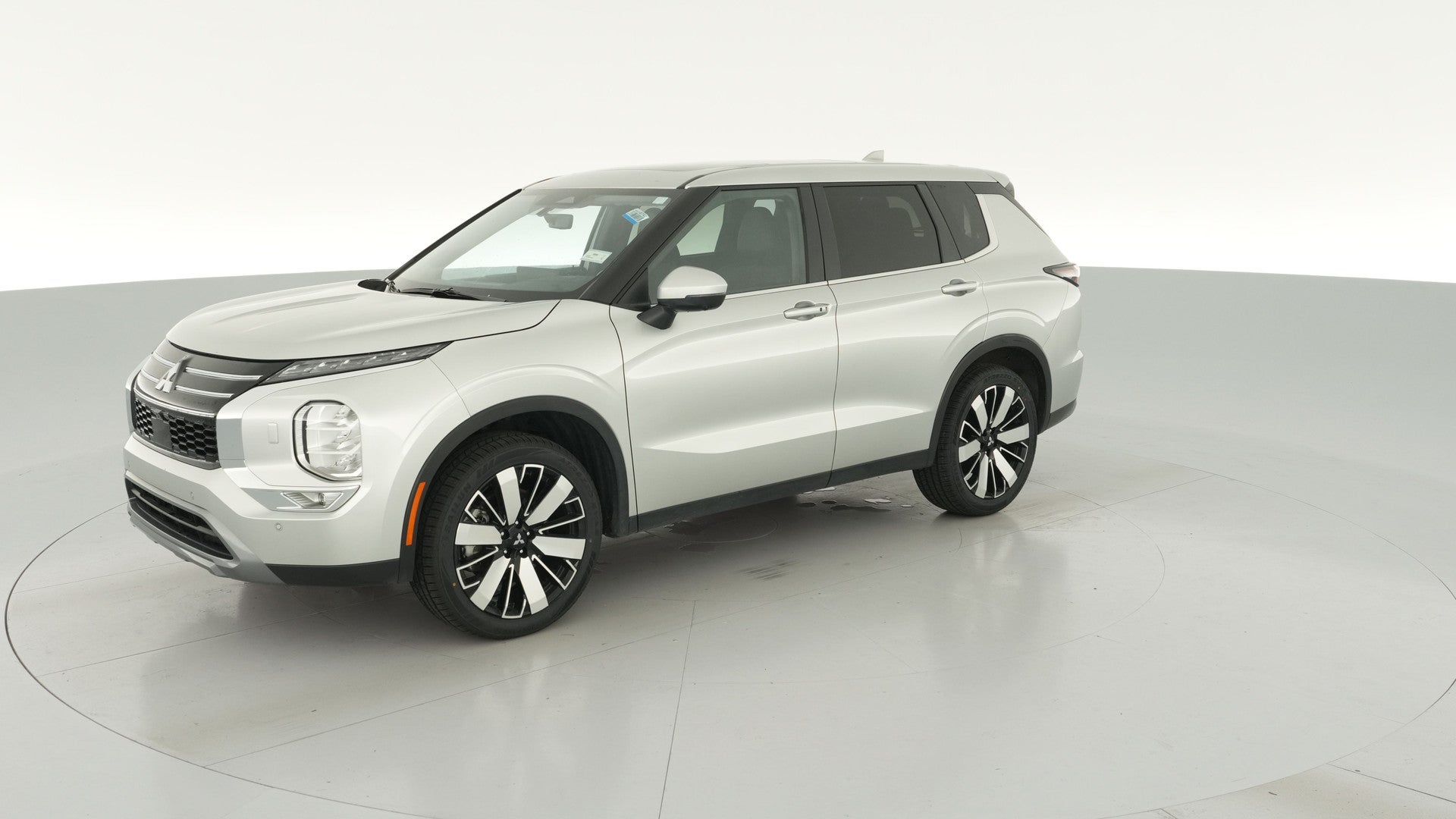 2025 Mitsubishi Outlander vehicle photo