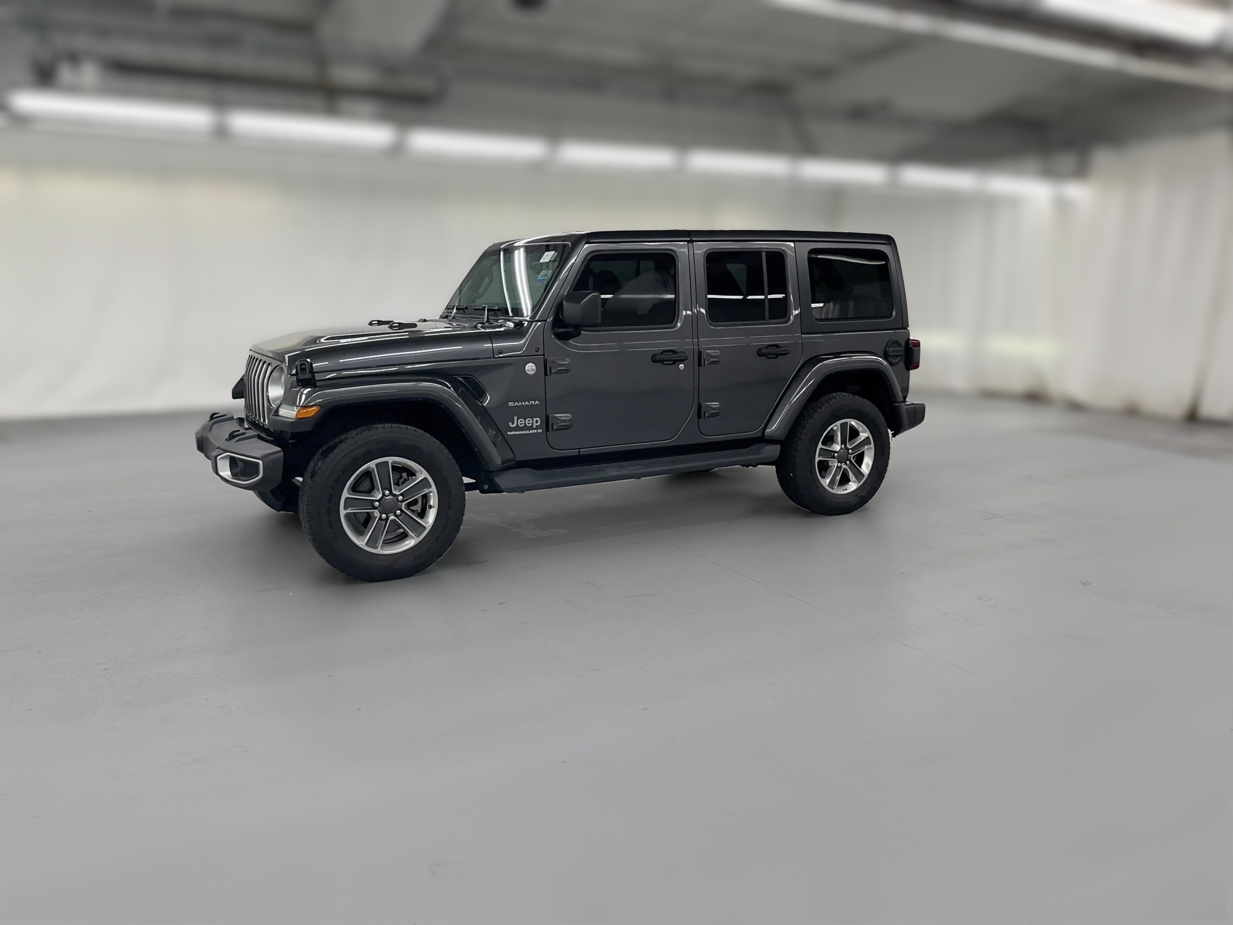 2023 Jeep Wrangler 4-Door Sahara - Photo 25