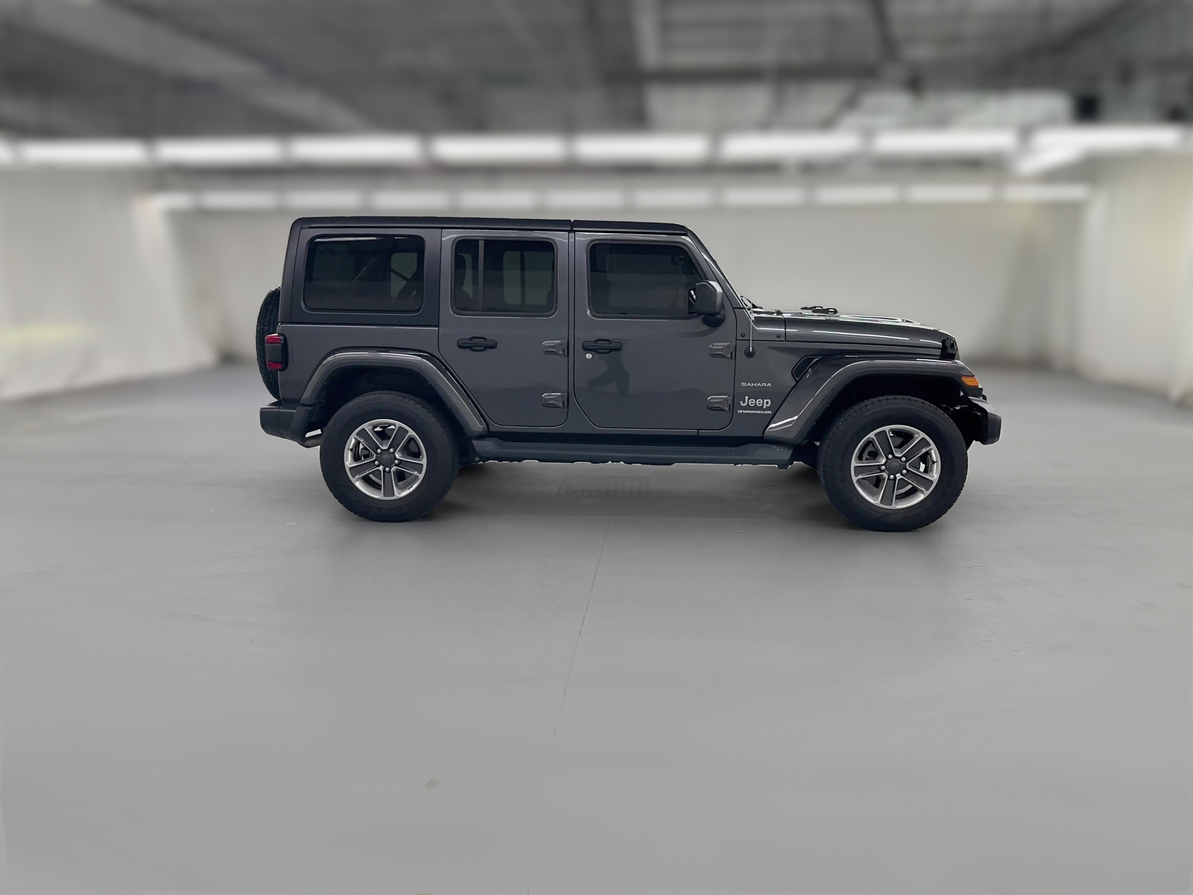 2023 Jeep Wrangler 4-Door Sahara - Photo 34