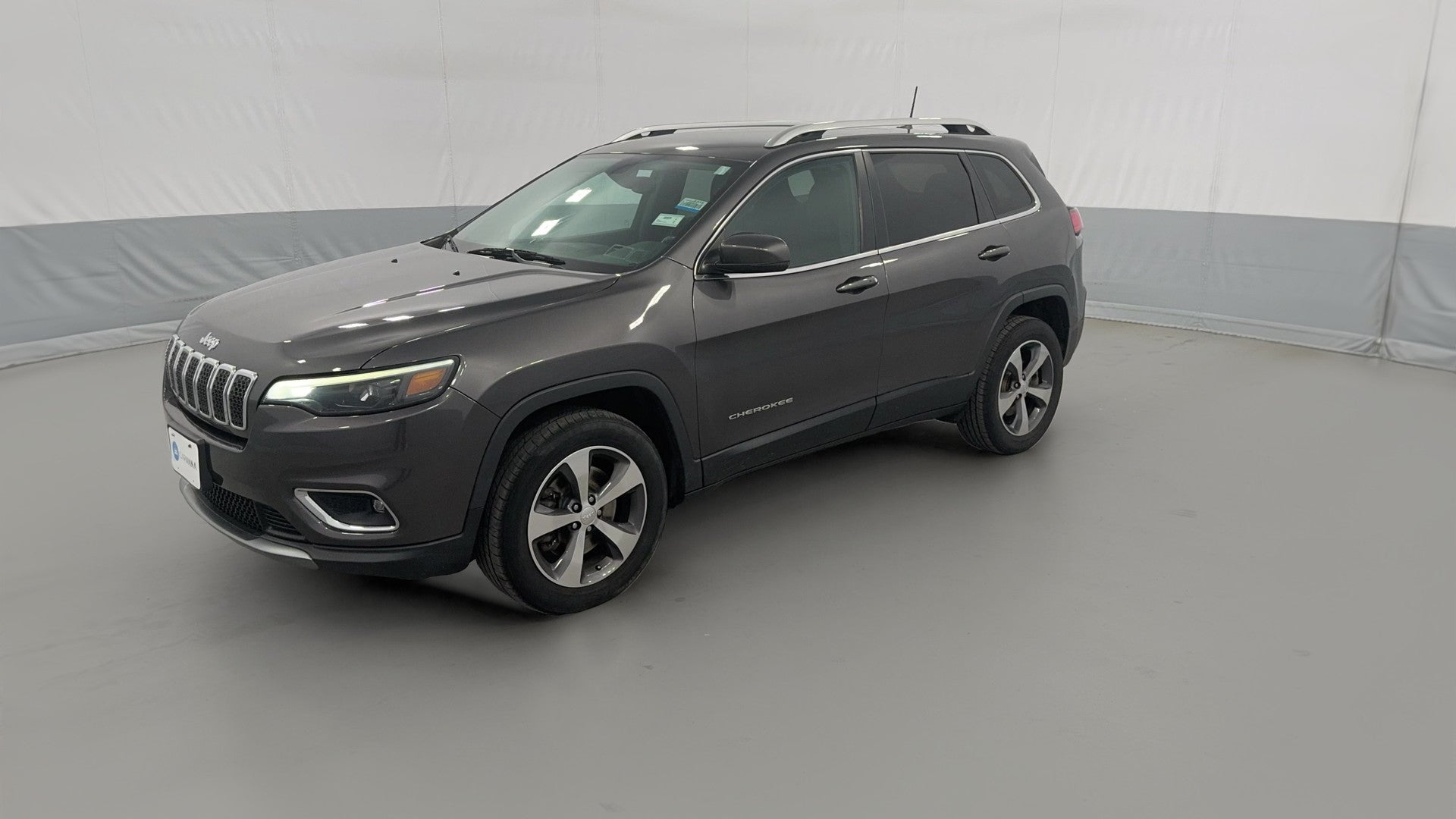 2020 Jeep Cherokee vehicle photo