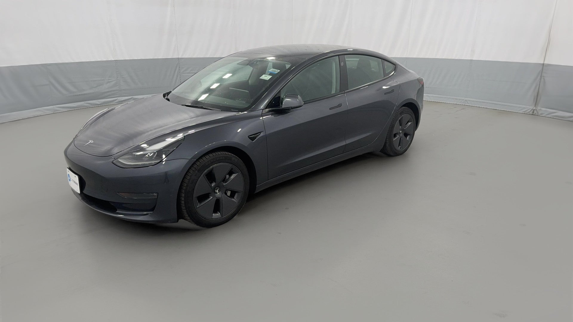 2023 Tesla Model 3 vehicle photo