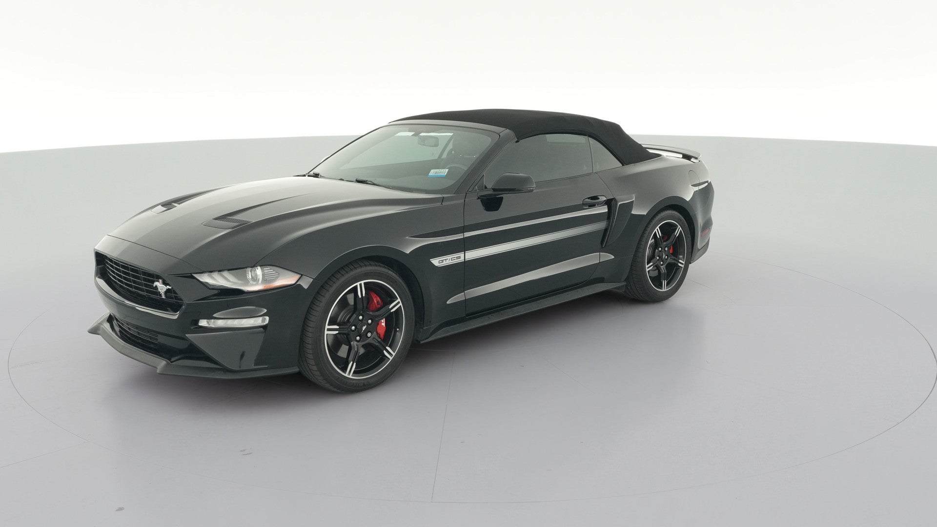 2019 Ford Mustang vehicle photo