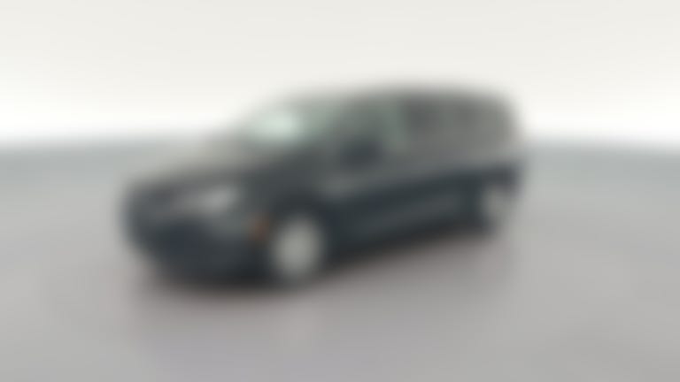 2023 Chrysler Voyager vehicle photo