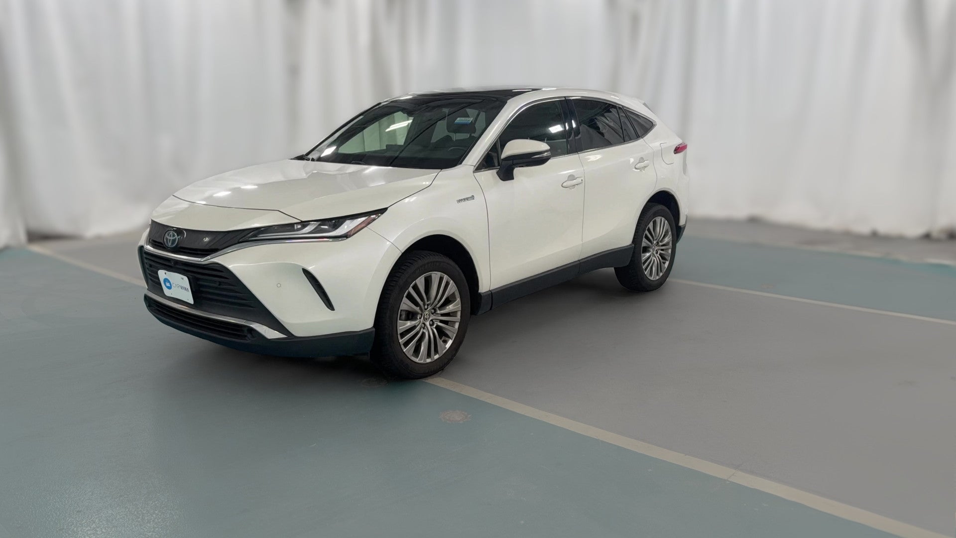 2021 Toyota Venza vehicle photo