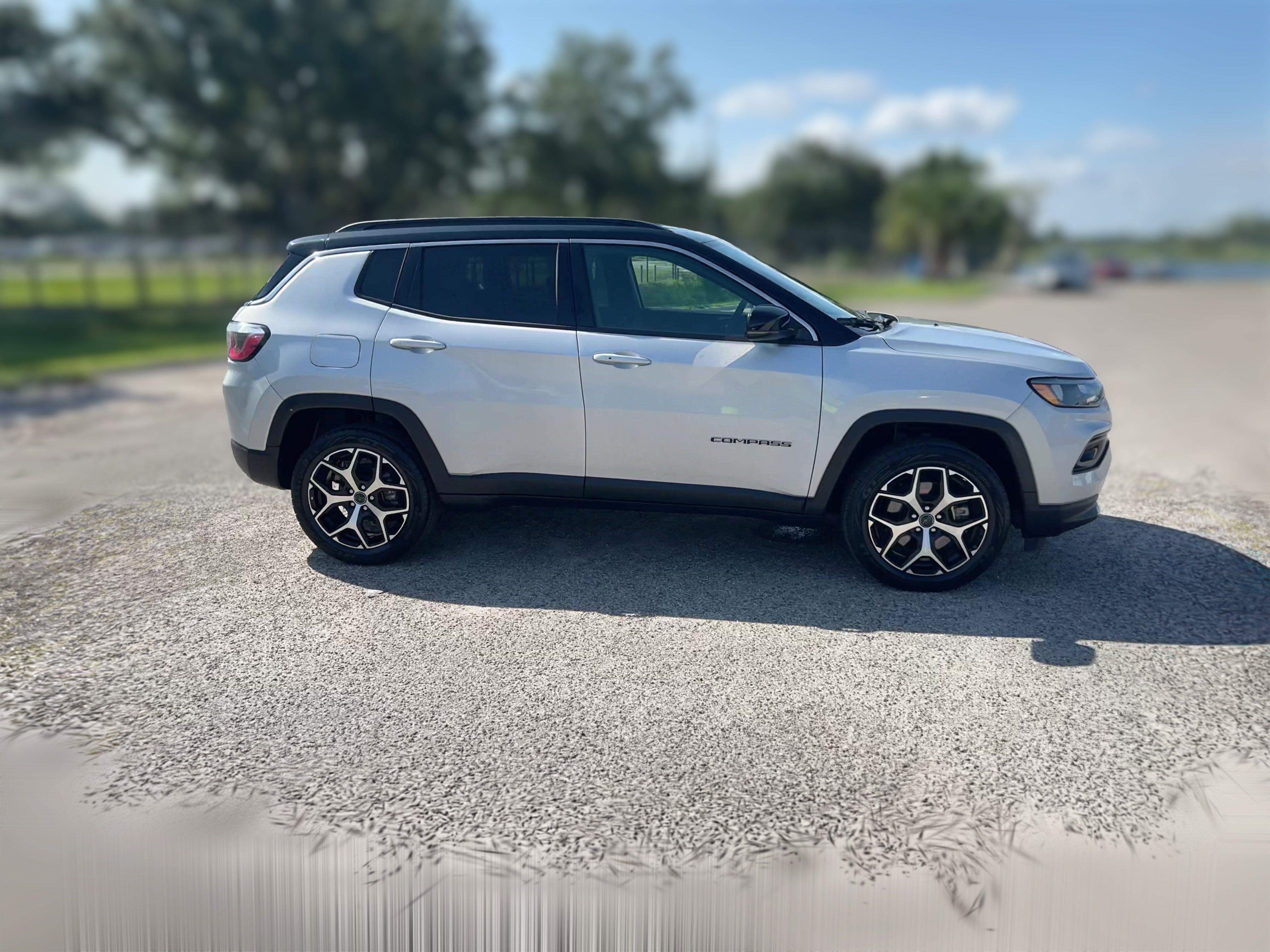 2025 Jeep Compass Limited - Photo 32