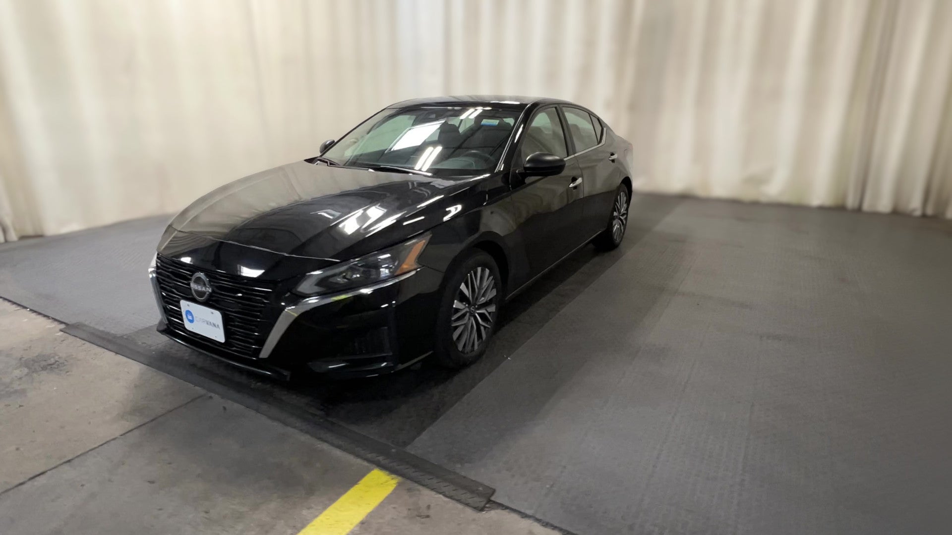 2025 Nissan Altima vehicle photo