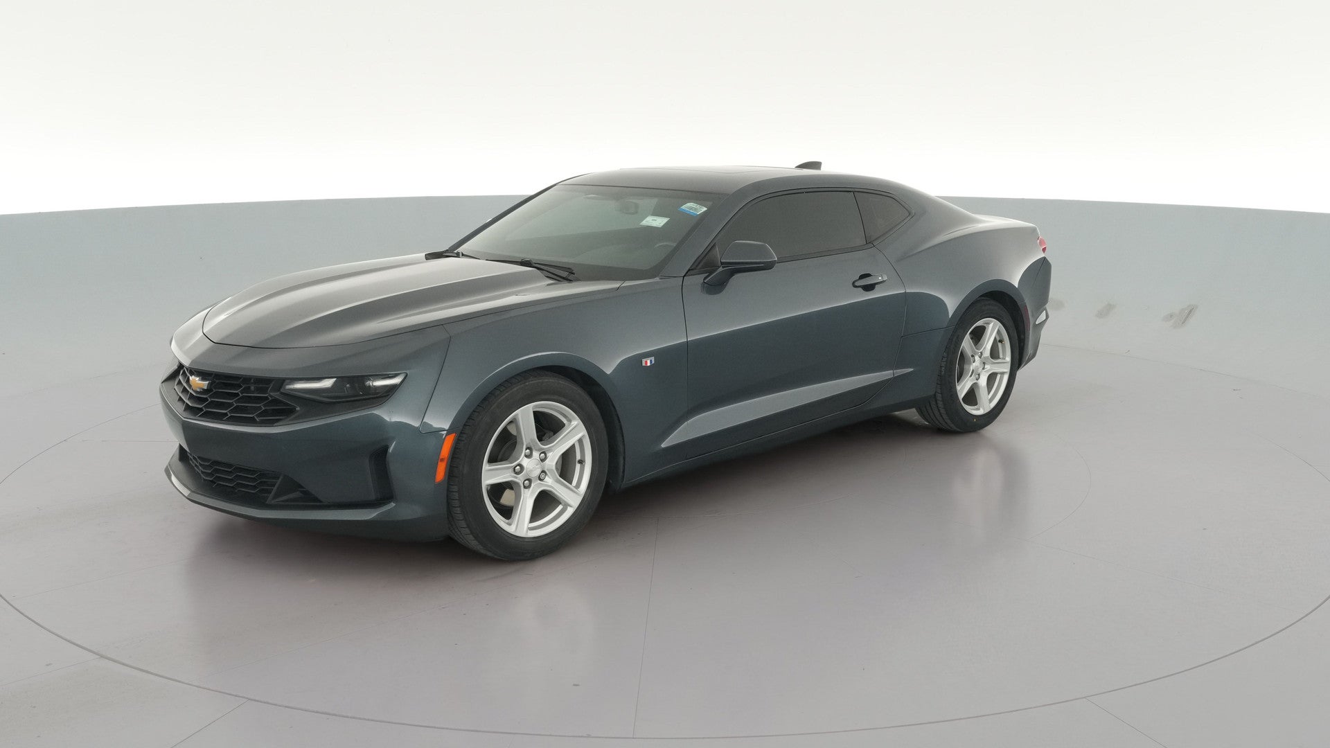 2022 Chevrolet Camaro vehicle photo