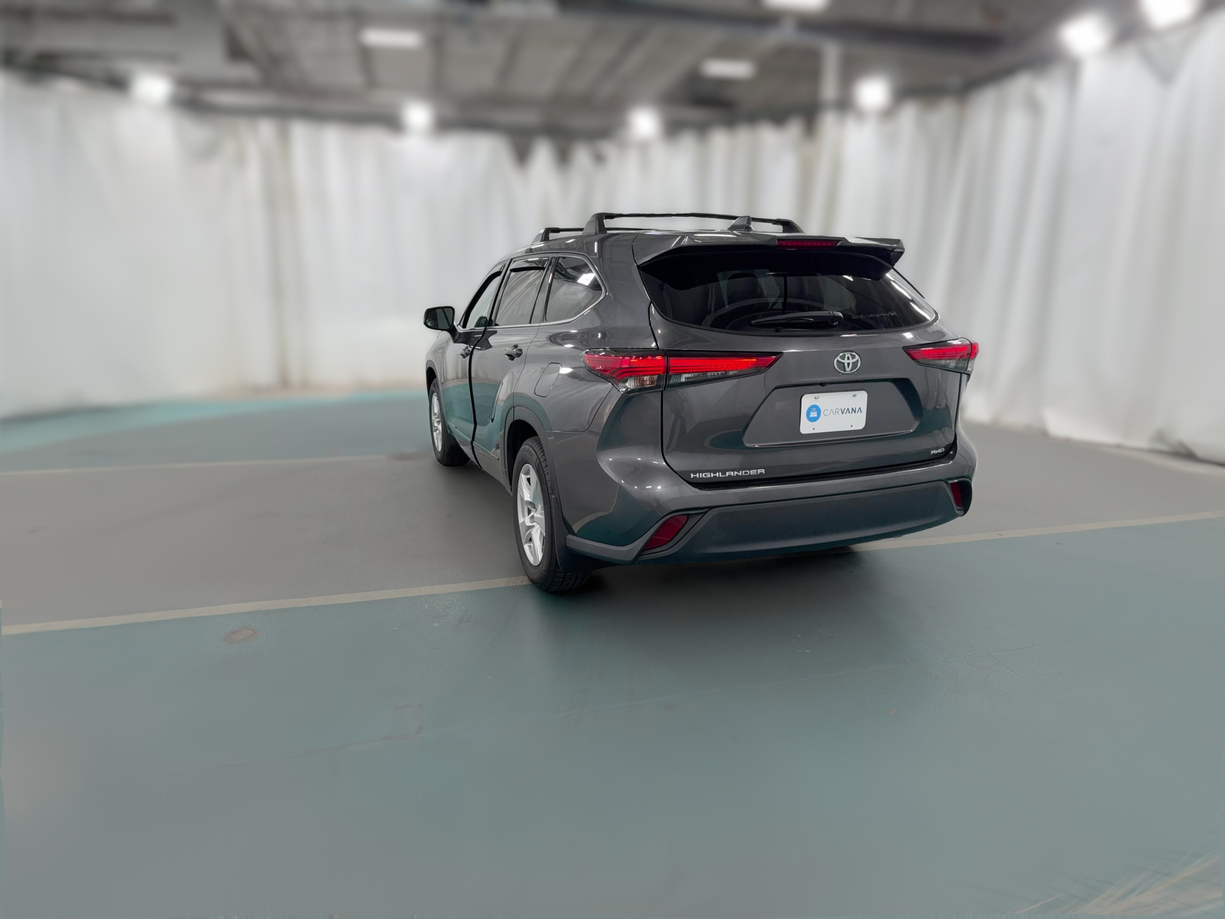 2022 Toyota Highlander L - Photo 29