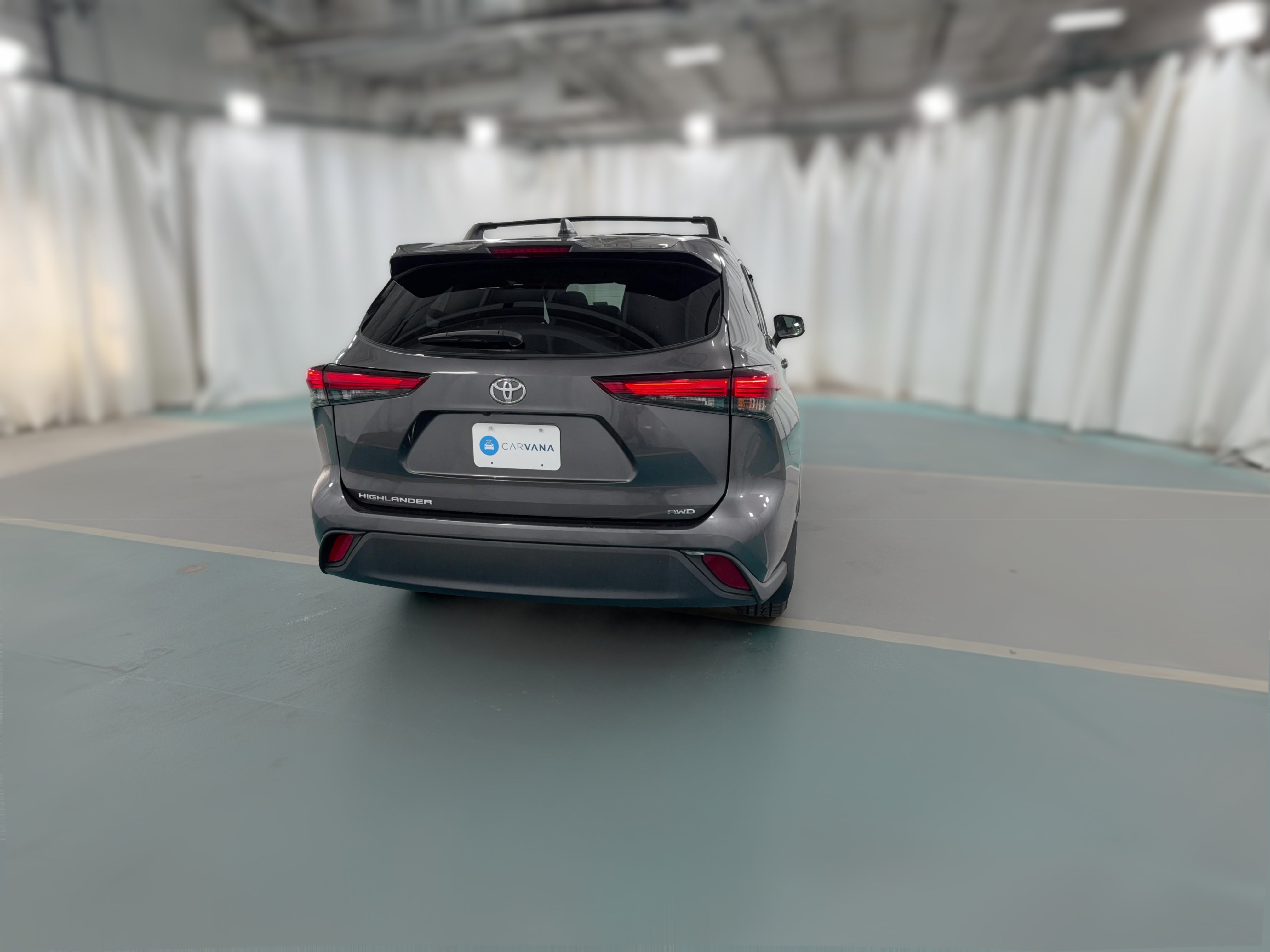 2022 Toyota Highlander L - Photo 31
