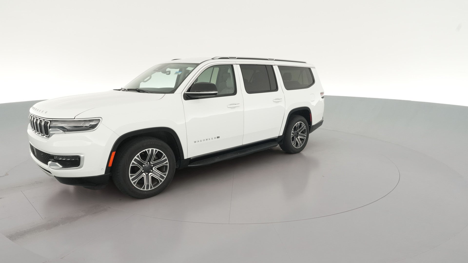 2023 Jeep Wagoneer L vehicle photo