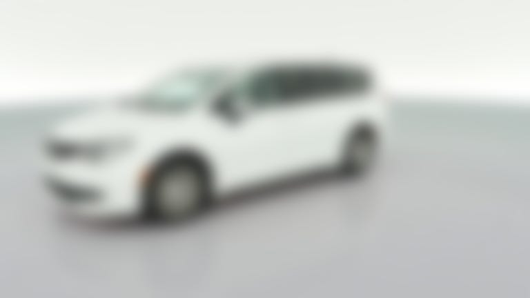 2023 Chrysler Voyager vehicle photo