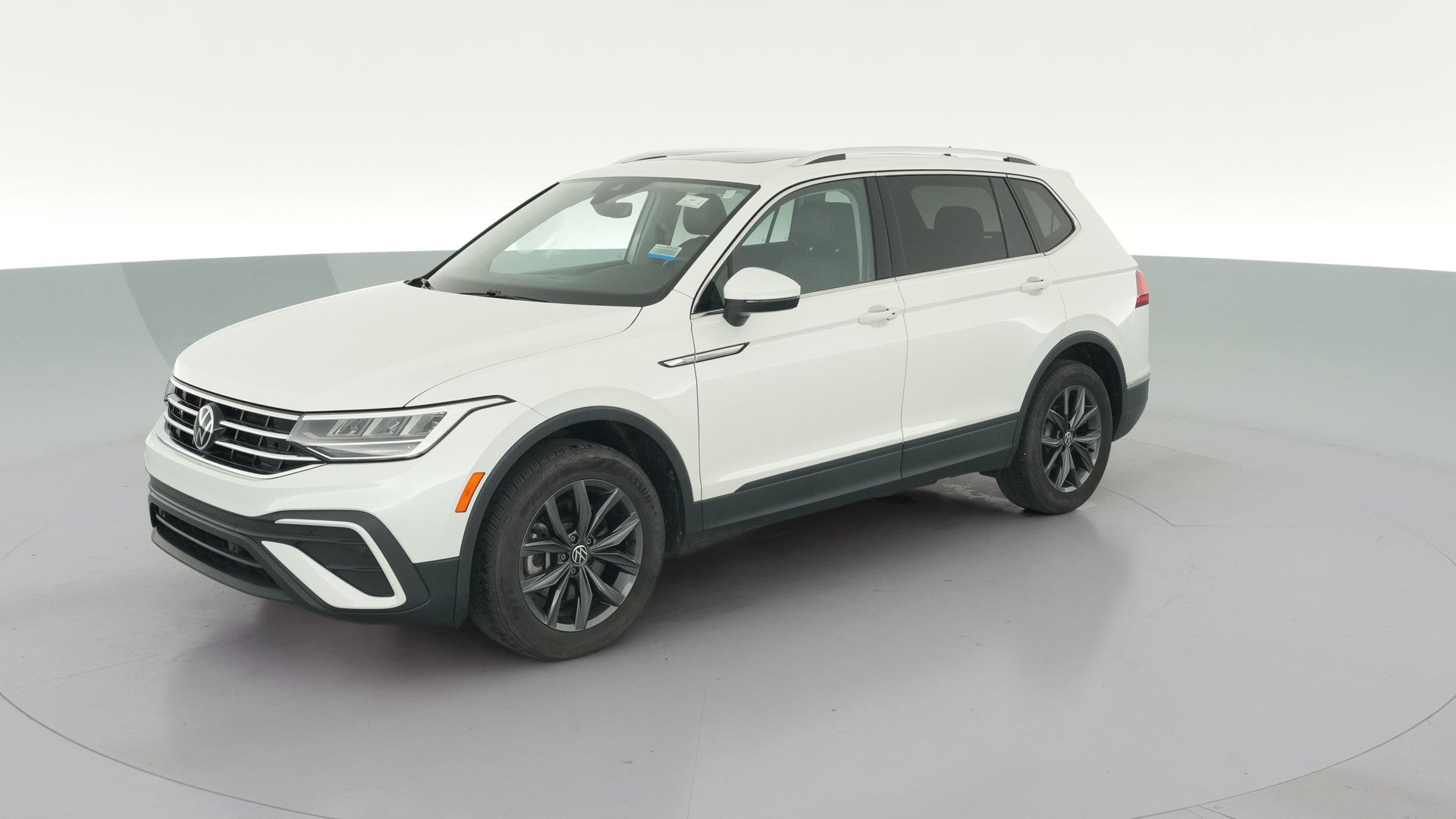 2023 Volkswagen Tiguan vehicle photo