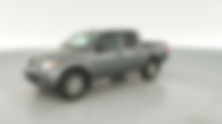 2017 Nissan Frontier Crew Cab vehicle photo