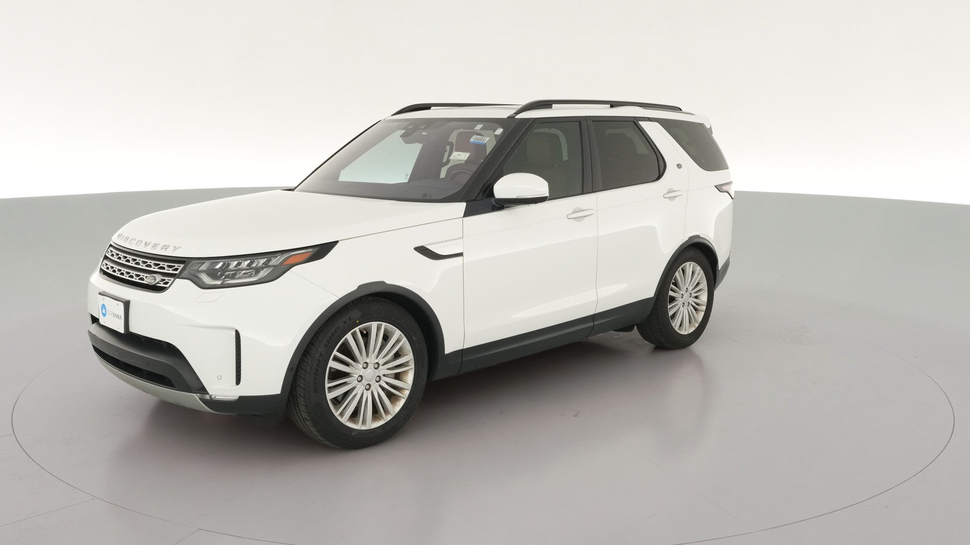 2019 Land Rover Discovery vehicle photo