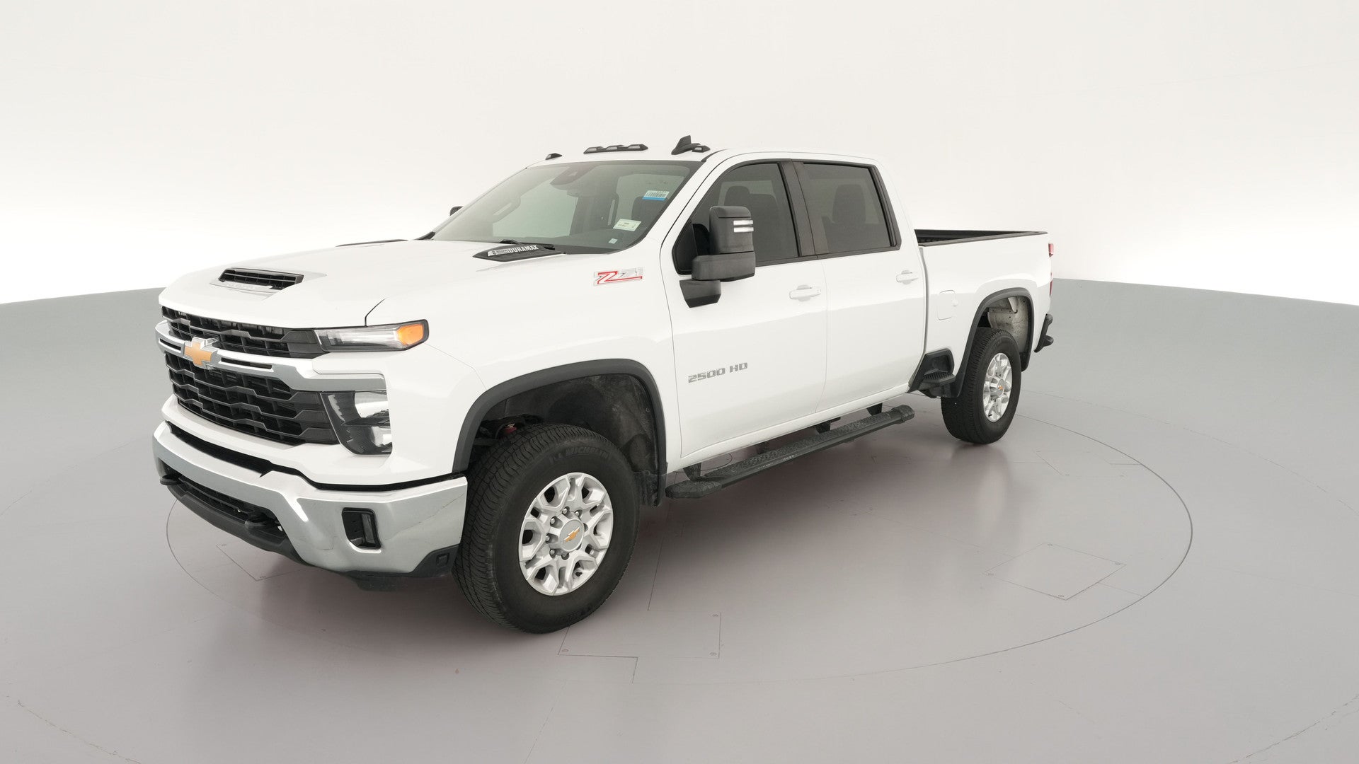 2024 Chevrolet Silverado 2500 HD Crew Cab vehicle photo