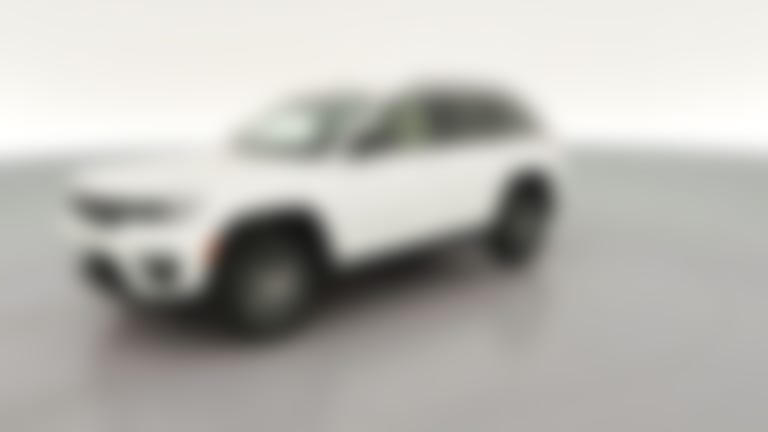 2025 Jeep Grand Cherokee vehicle photo