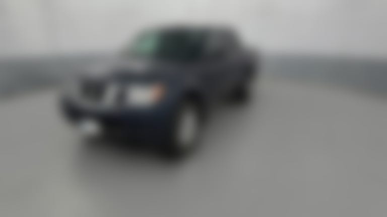 2018 Nissan Frontier Crew Cab vehicle photo