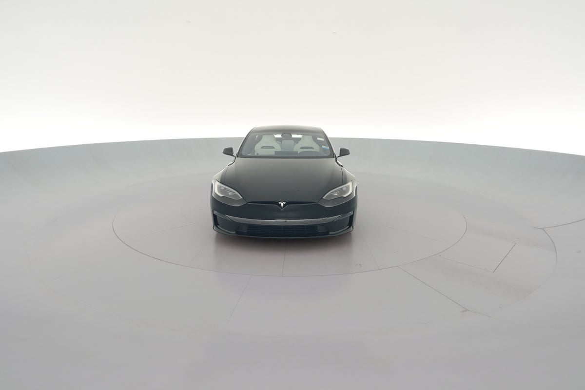2024 Tesla Model S Plaid in Solid Black — 360° view 1