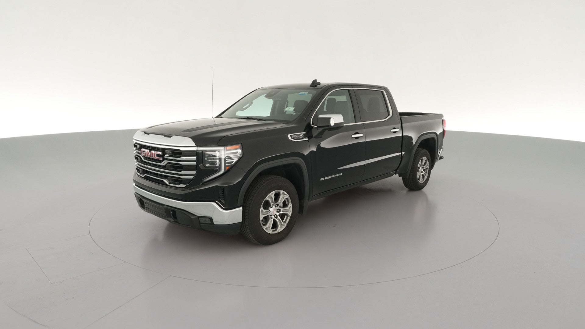2024 GMC Sierra 1500 Crew Cab vehicle photo