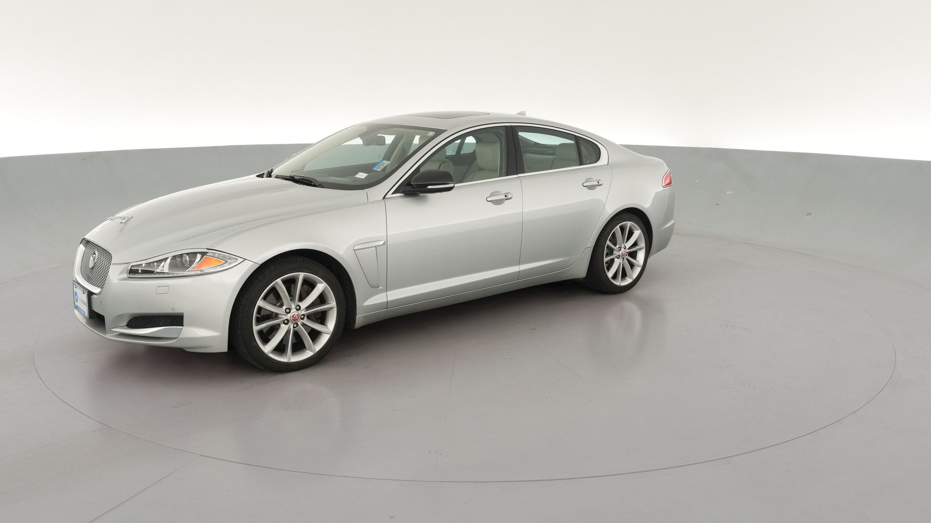 2015 Jaguar XF vehicle photo