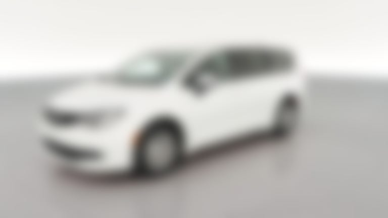 2023 Chrysler Voyager vehicle photo